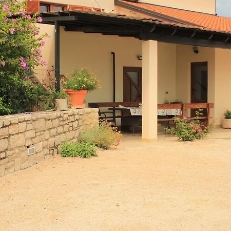 Apartman Robi Nova Vas  Luaran gambar