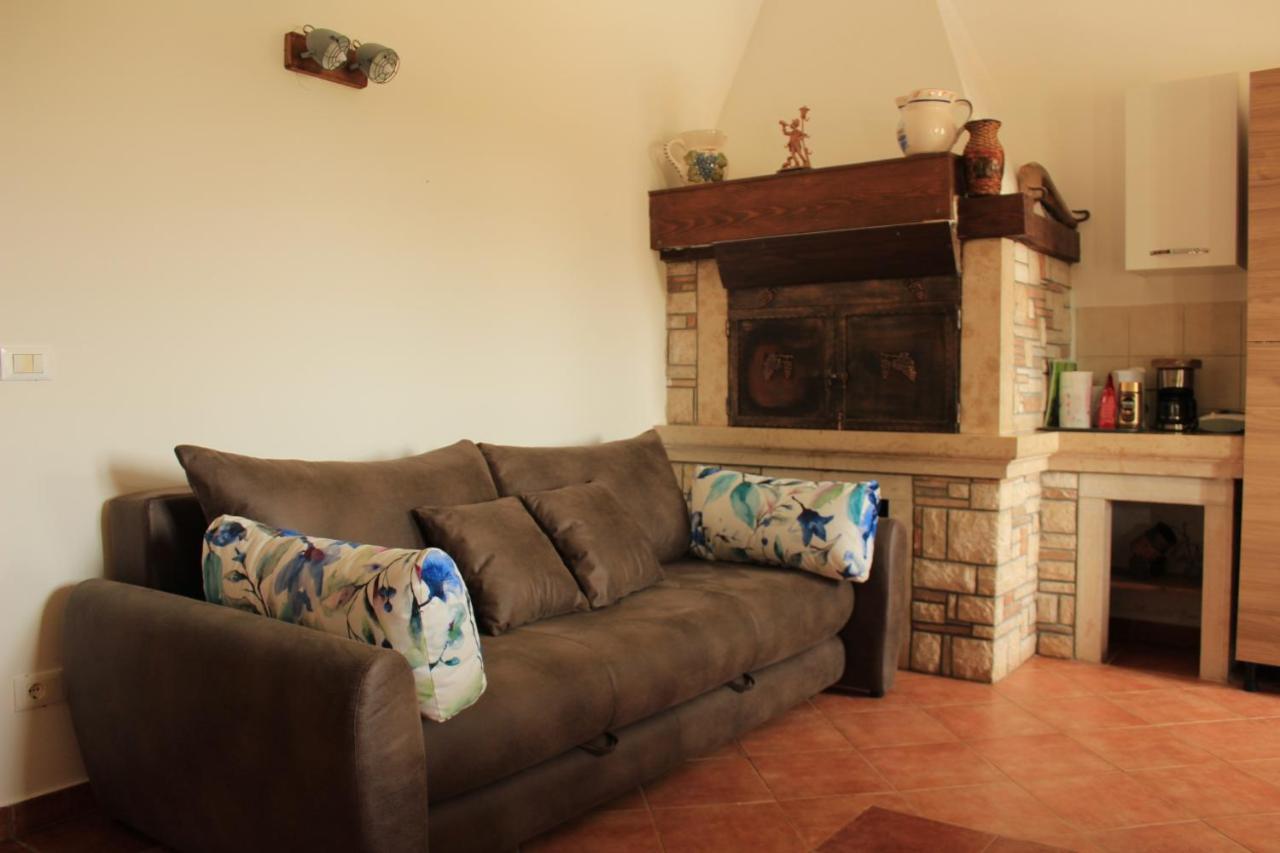 Apartman Robi Nova Vas  Luaran gambar